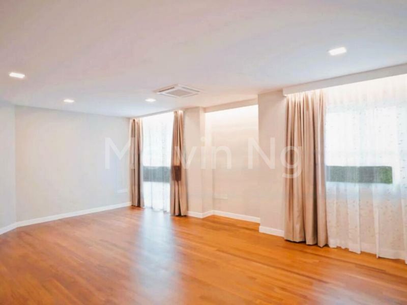 7 Bed Bungalow (Landed) for Sale in  Lorong K Telok Kurau - Image 3
